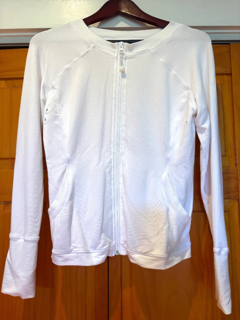 Y2K Lululemon White Soft Jacket, Thumb Holes, Pockets, Size 6, Zippered